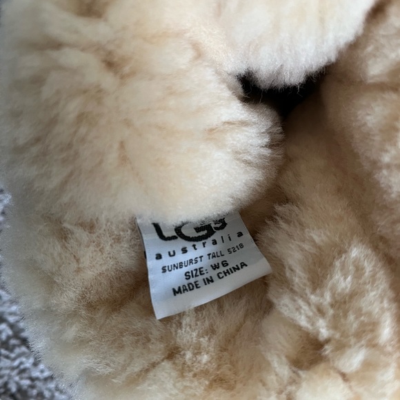 UGG Tan Sunburst Tall Boots Size 6 - Picture 7 of 8